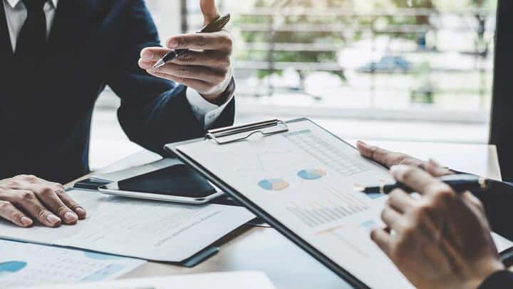 Riunione manageriale della simulazione Mecaltrix